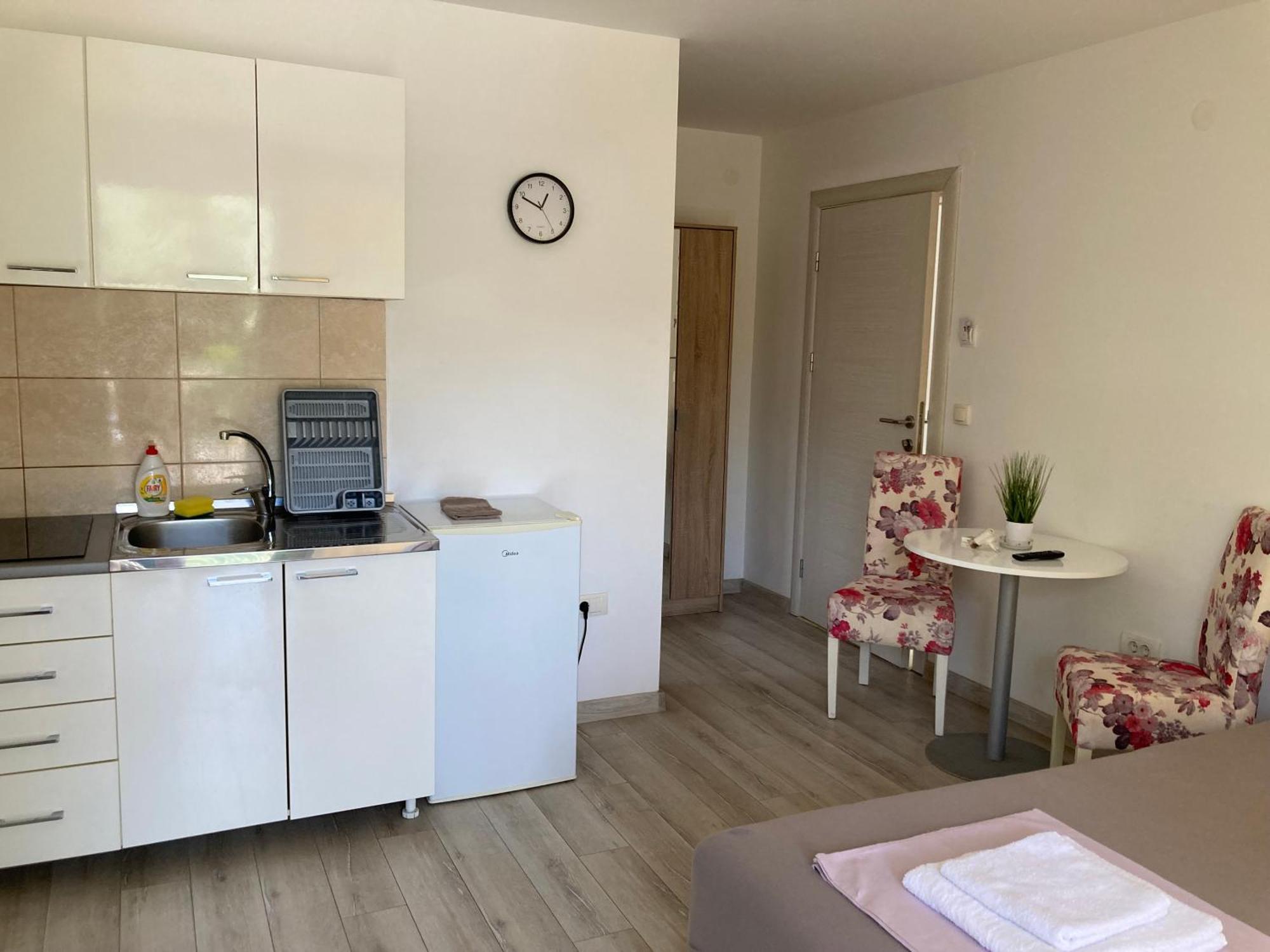 Budva, Jaz, Apartmani Dif Zewnętrze zdjęcie